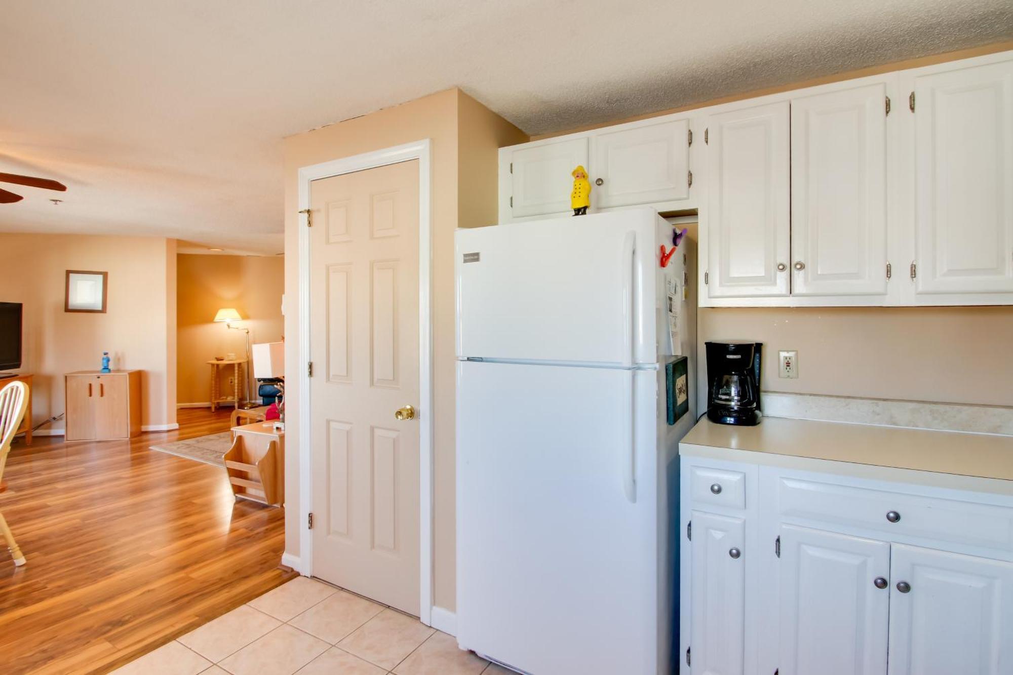 Beachfront Old Orchard Beach Condo With Balcony Екстериор снимка