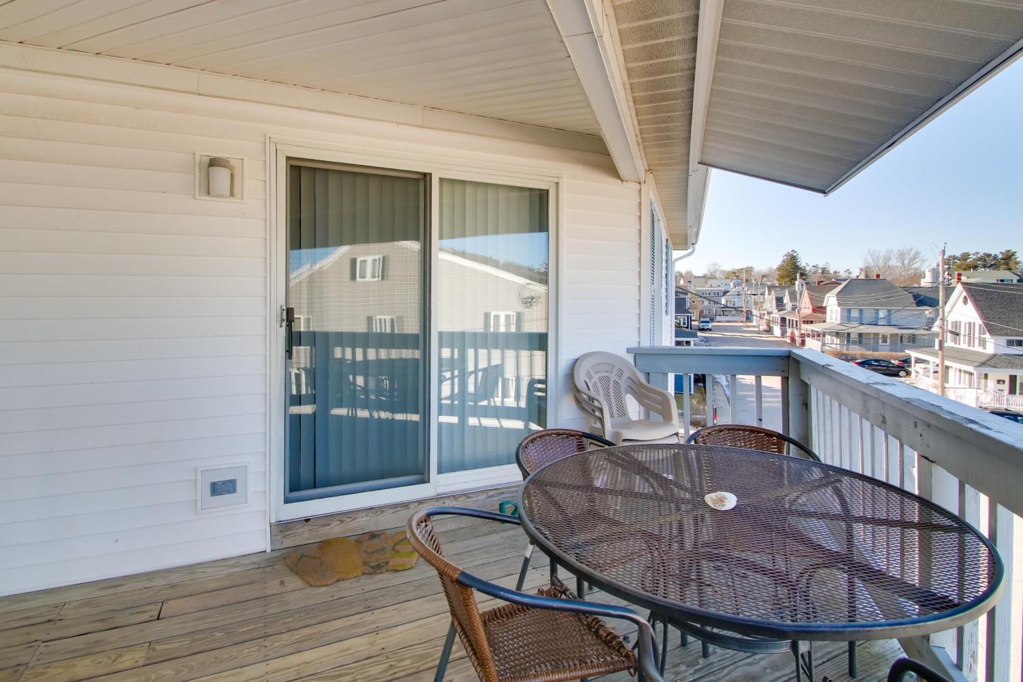 Beachfront Old Orchard Beach Condo With Balcony Екстериор снимка