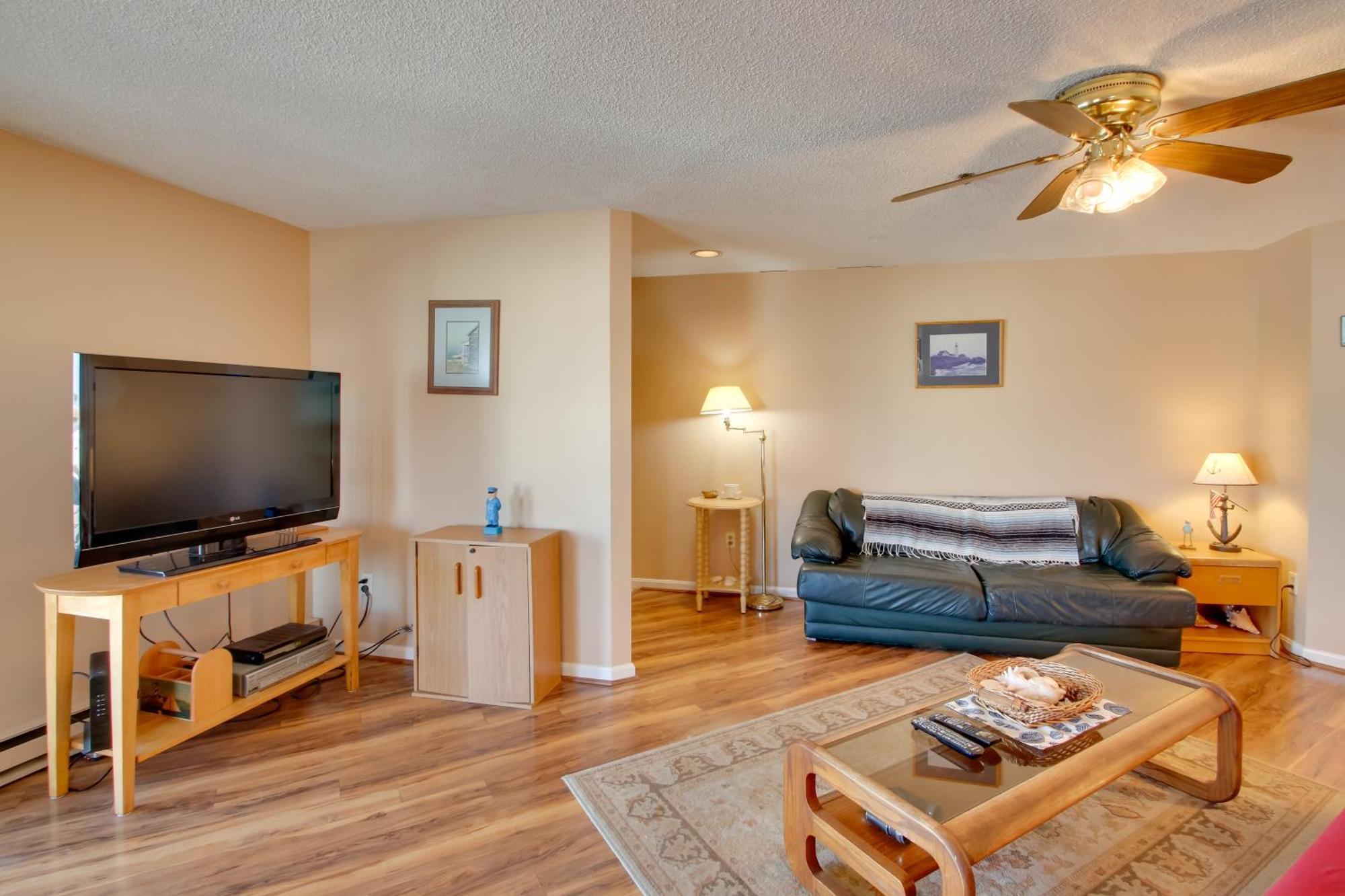 Beachfront Old Orchard Beach Condo With Balcony Екстериор снимка